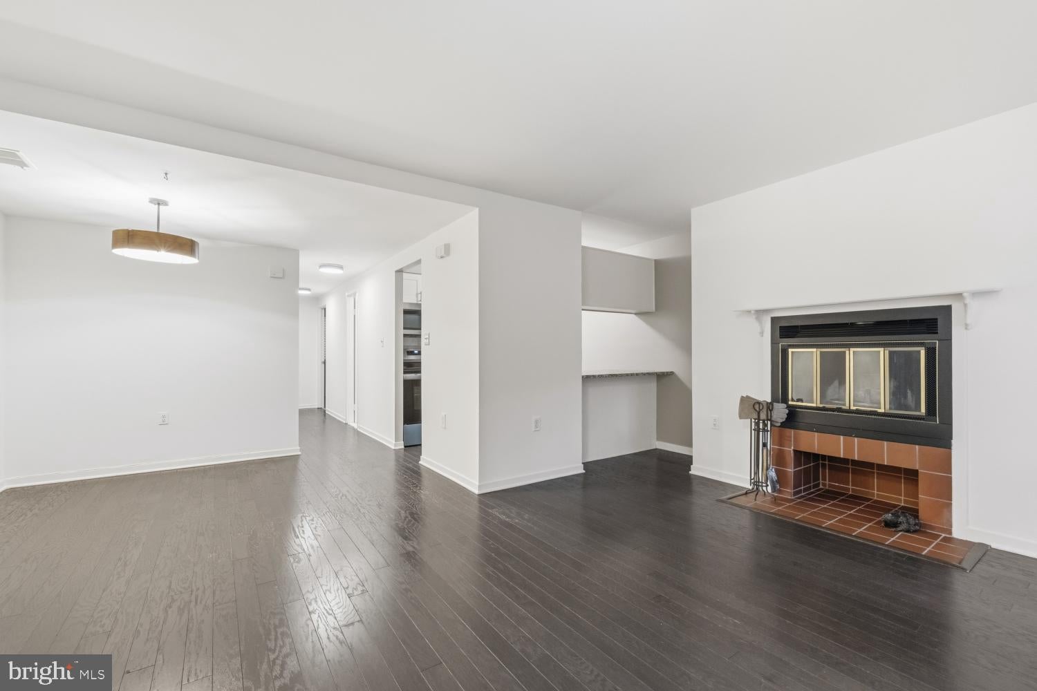 20 ANDREW PLACE R125