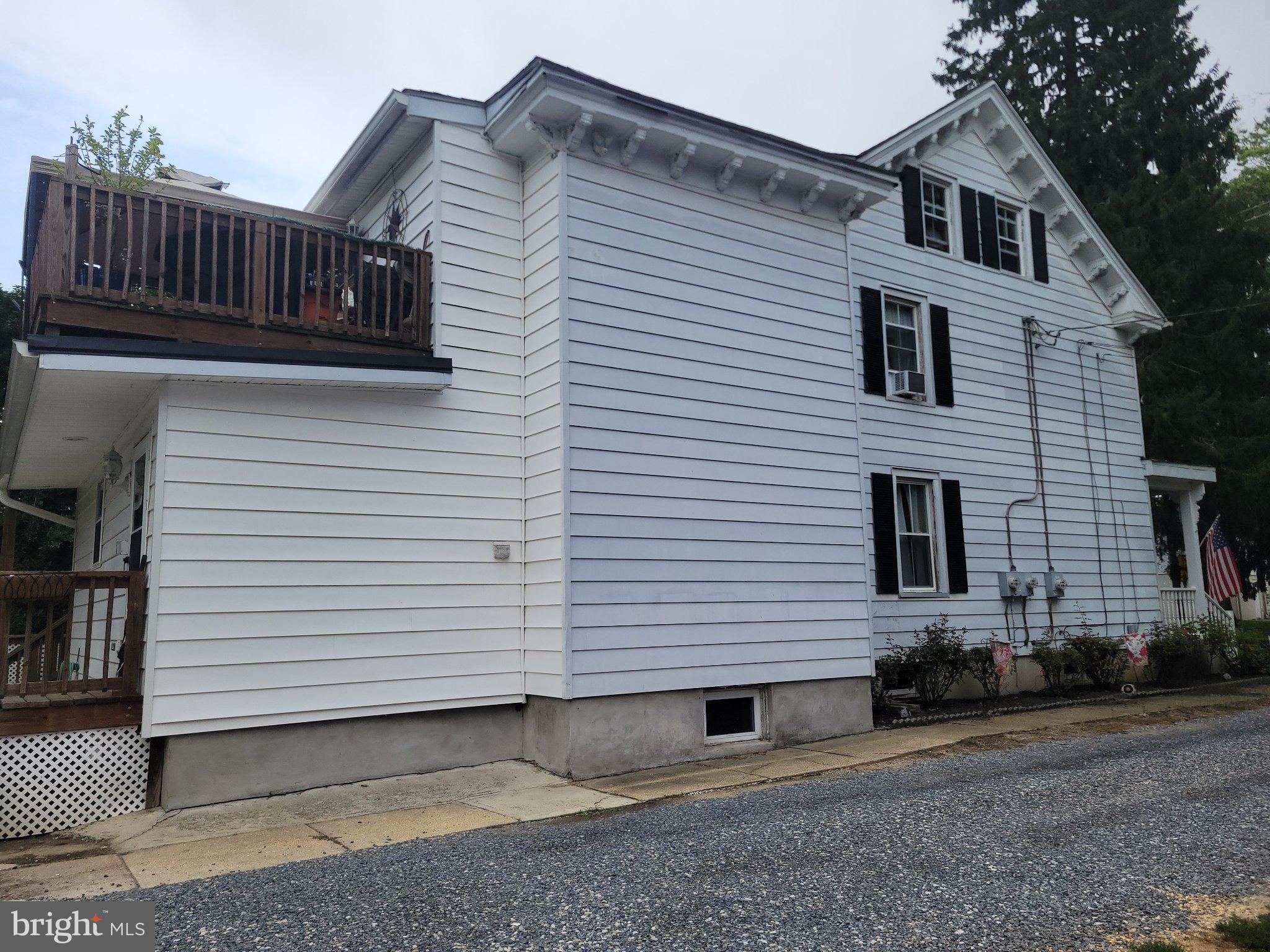 627 OLD DEERFIELD PIKE