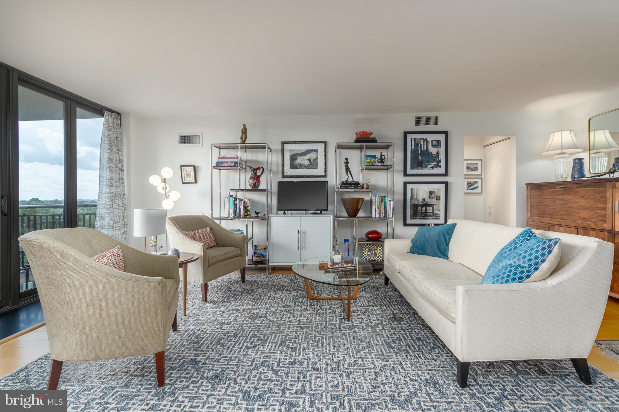 FRIENDSHIP HEIGHTS - Residential