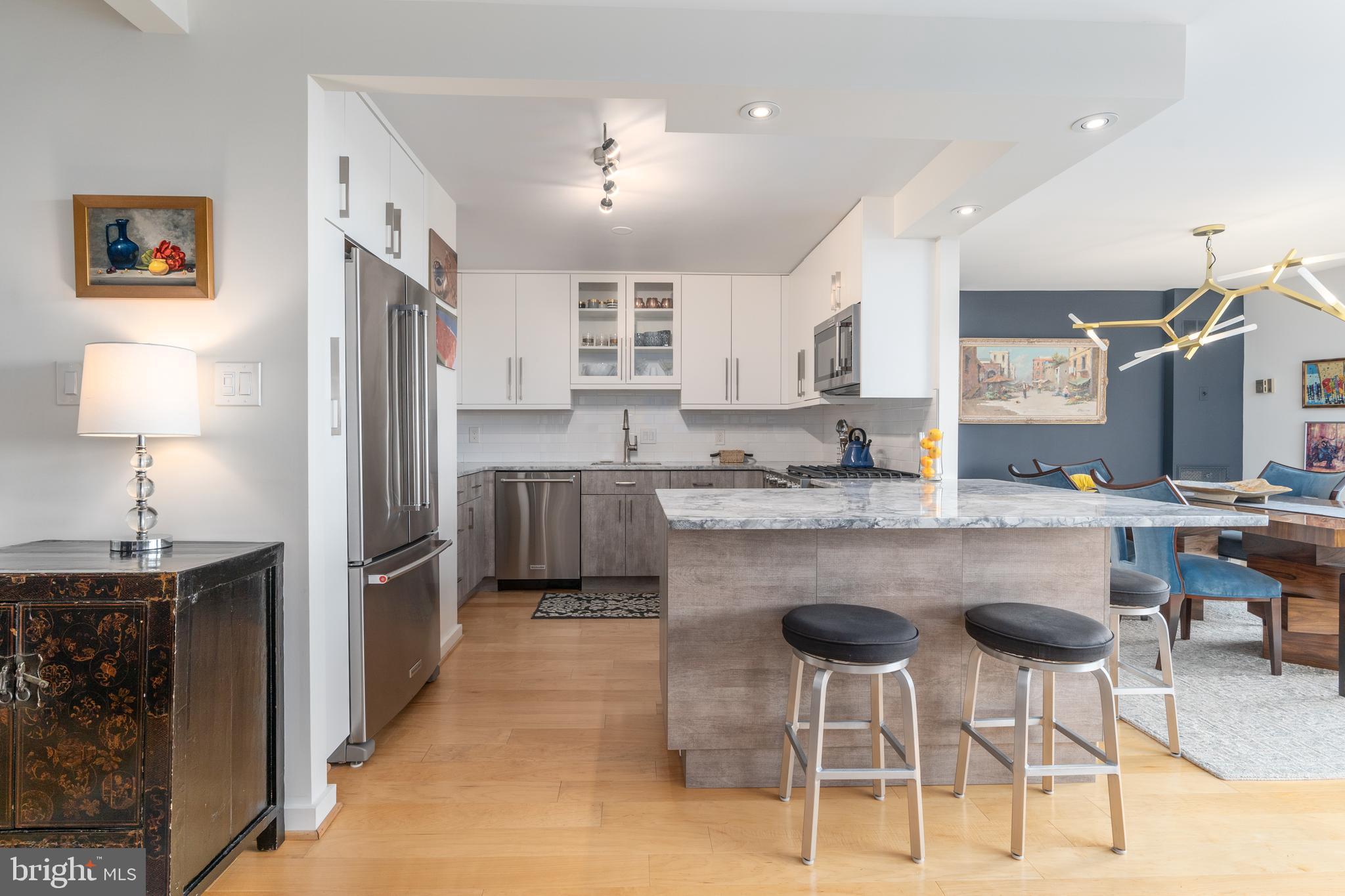 FRIENDSHIP HEIGHTS - Residential