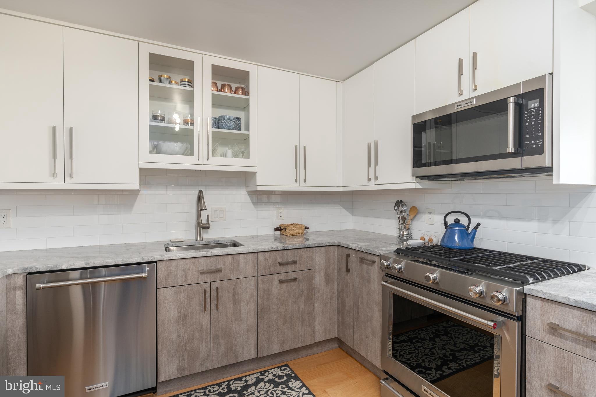 FRIENDSHIP HEIGHTS - Residential