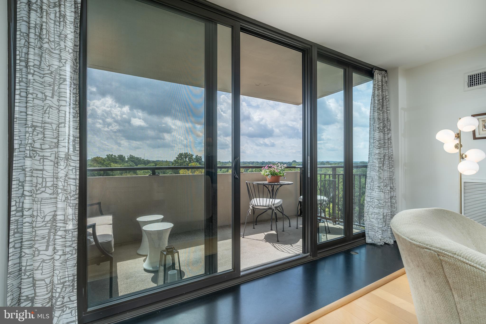 FRIENDSHIP HEIGHTS - Residential