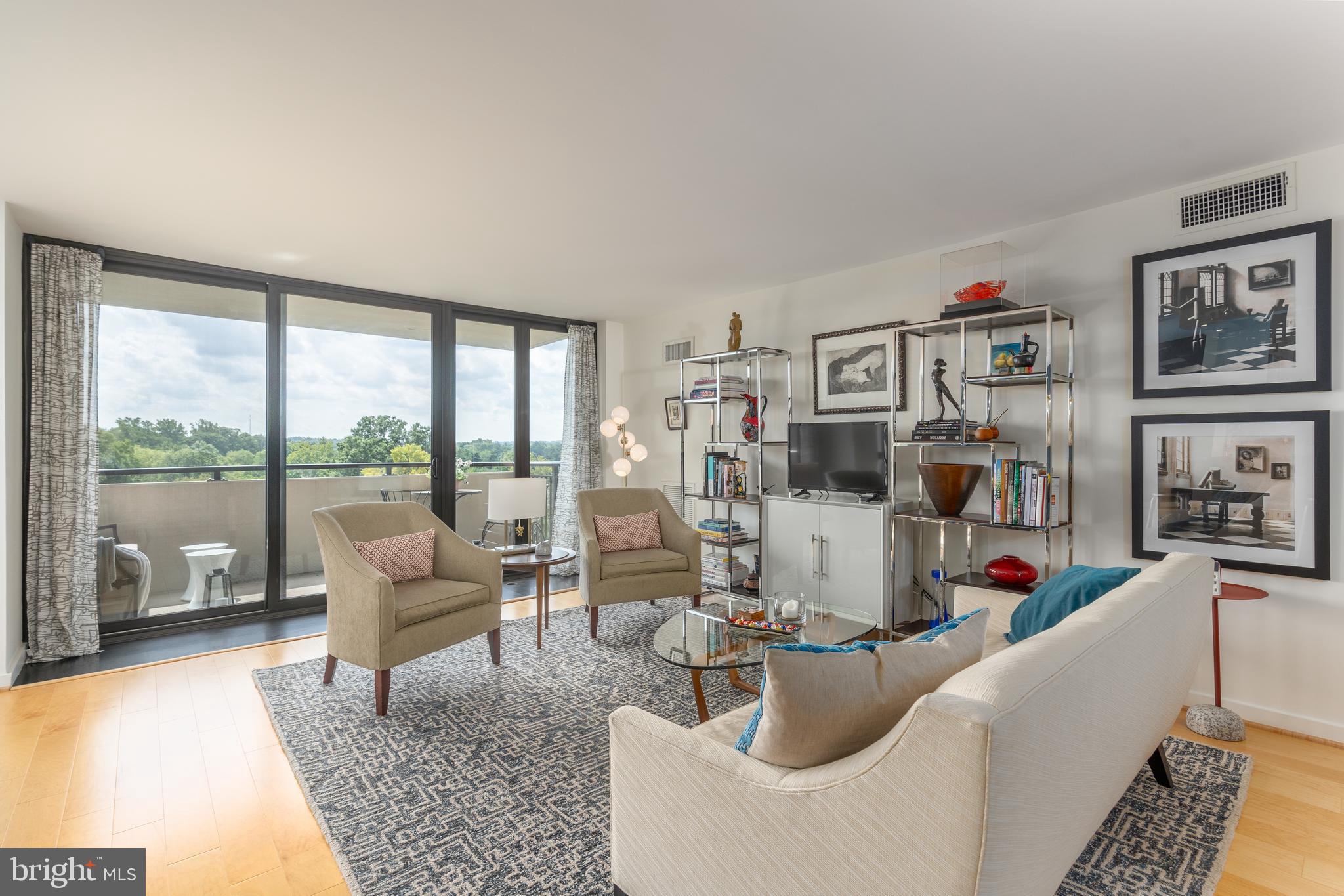 FRIENDSHIP HEIGHTS - Residential