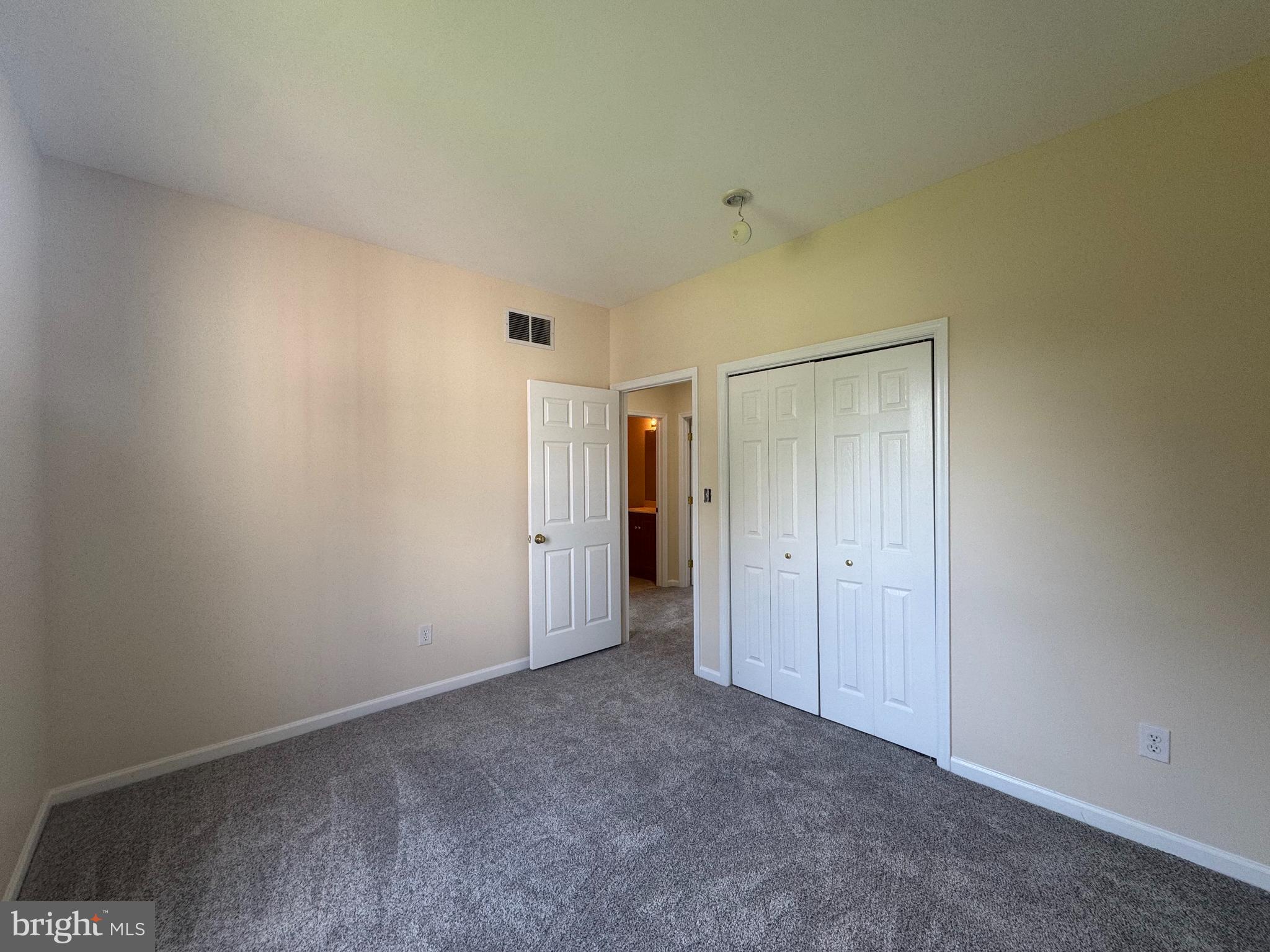 301 SEACROFT DRIVE