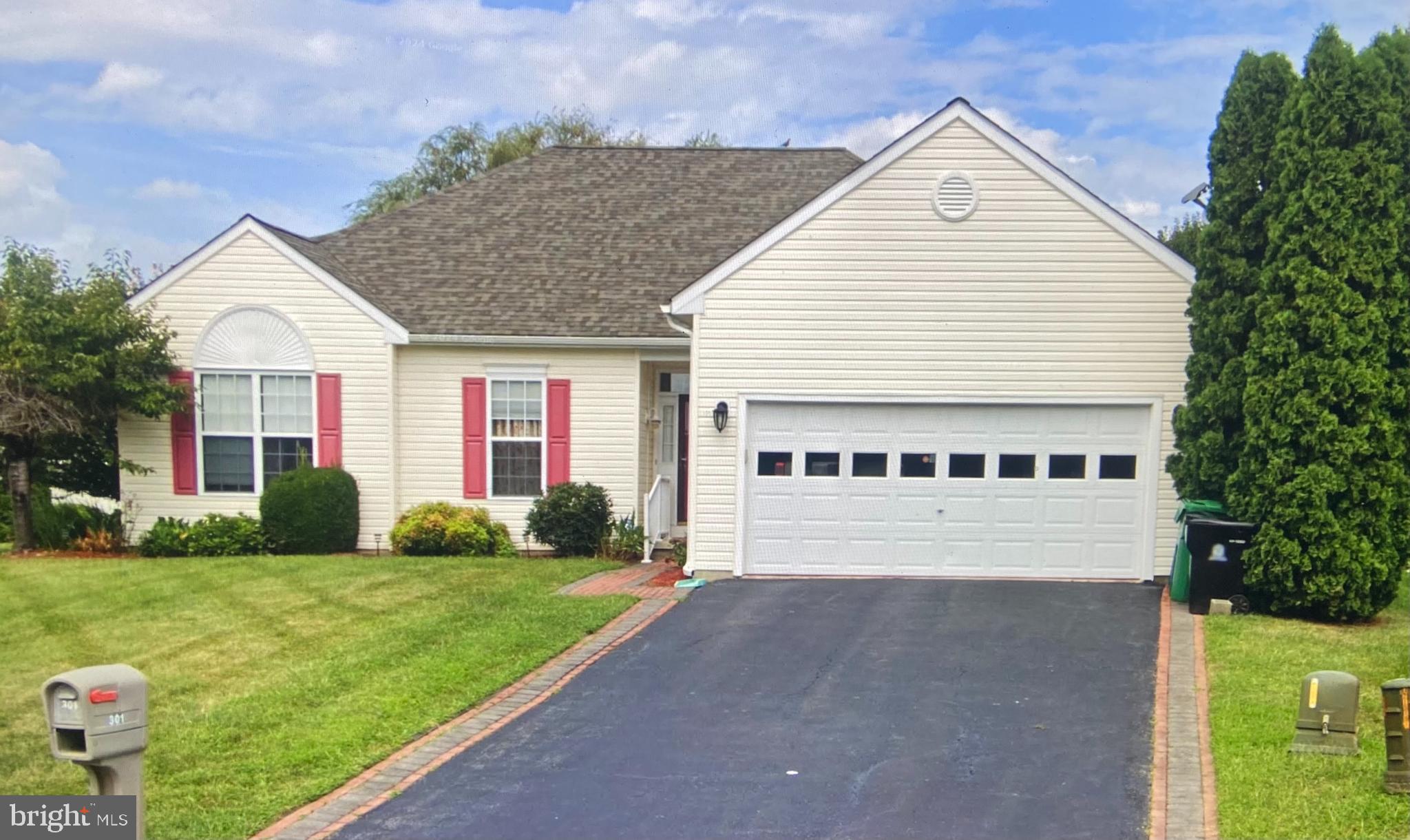 301 SEACROFT DRIVE