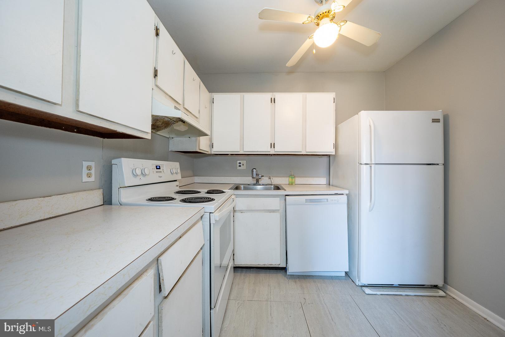 THE MEADOWS - Residential