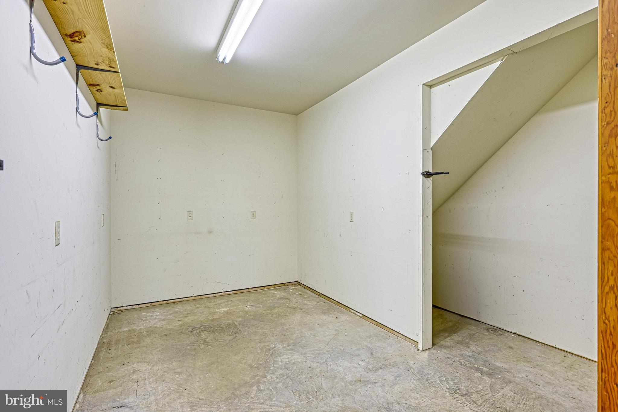 FAYETTEVILLE - Residential