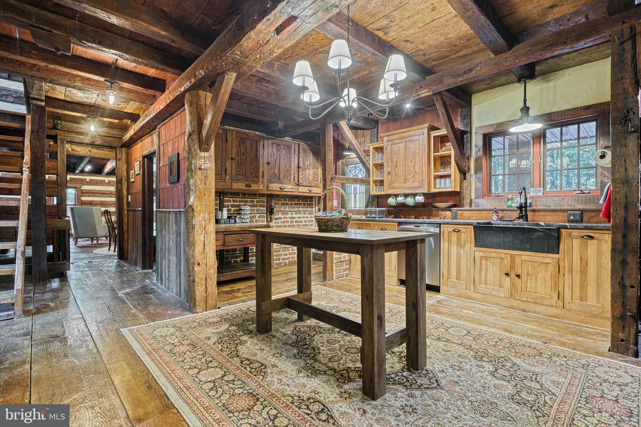 FAYETTEVILLE - Residential