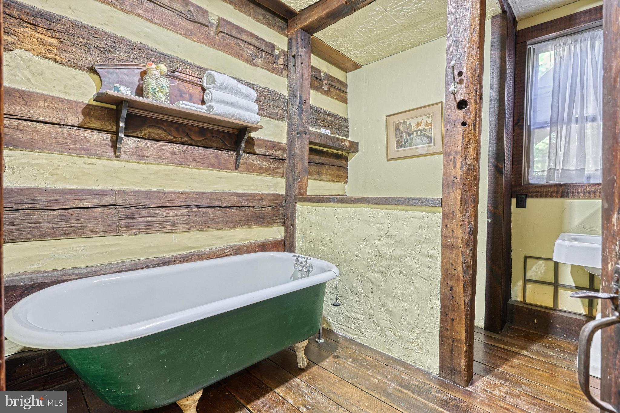 FAYETTEVILLE - Residential