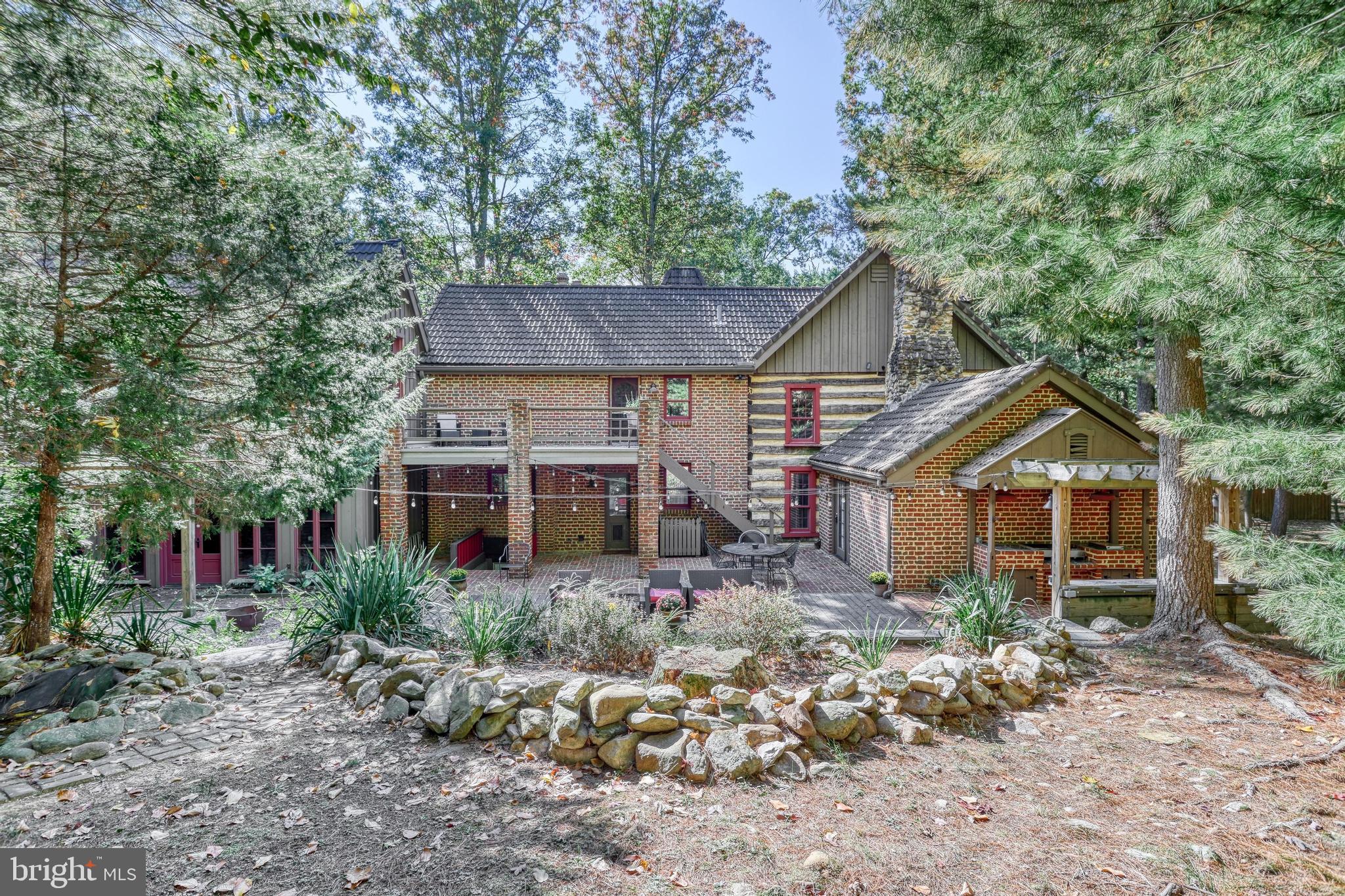 FAYETTEVILLE - Residential