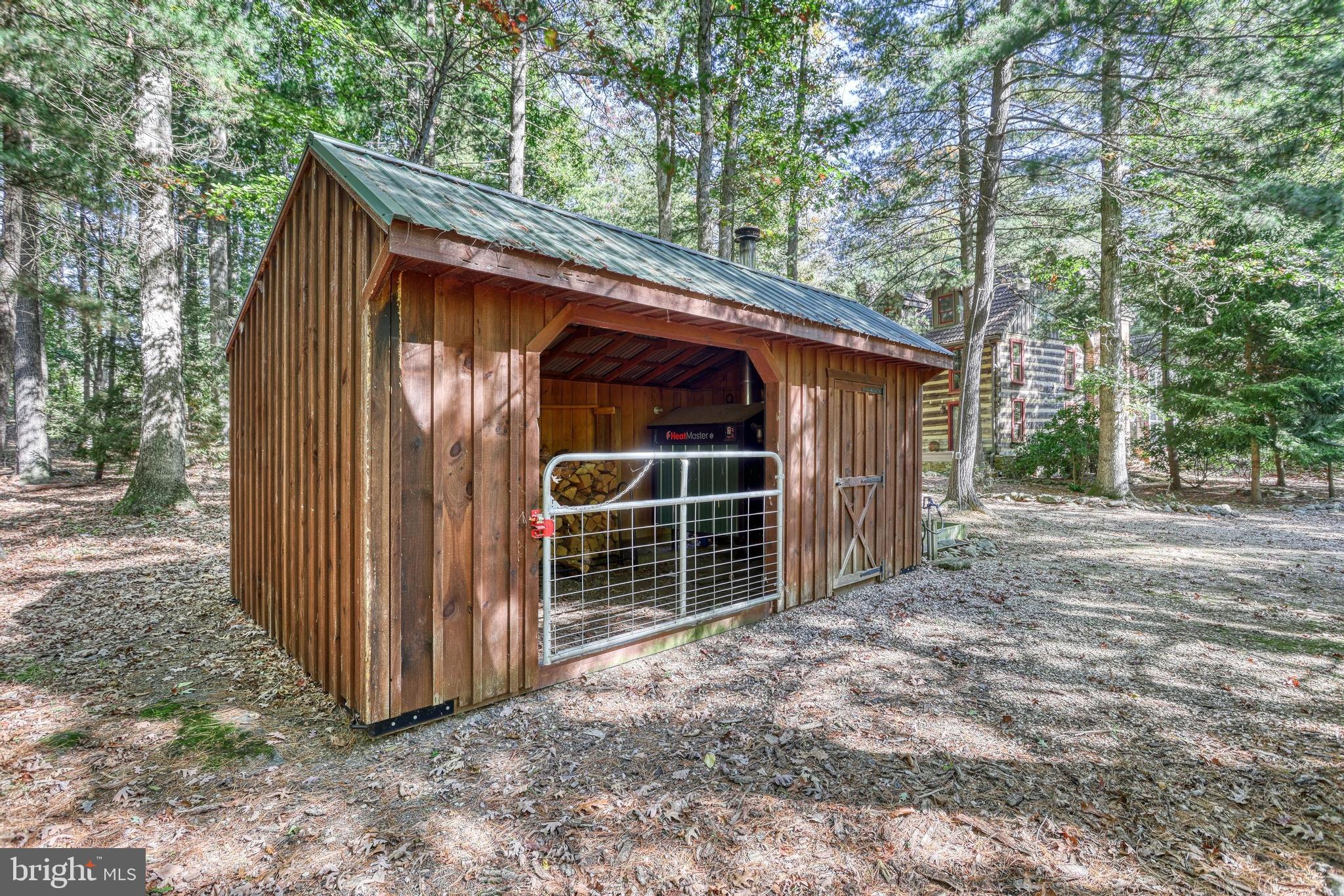 FAYETTEVILLE - Residential