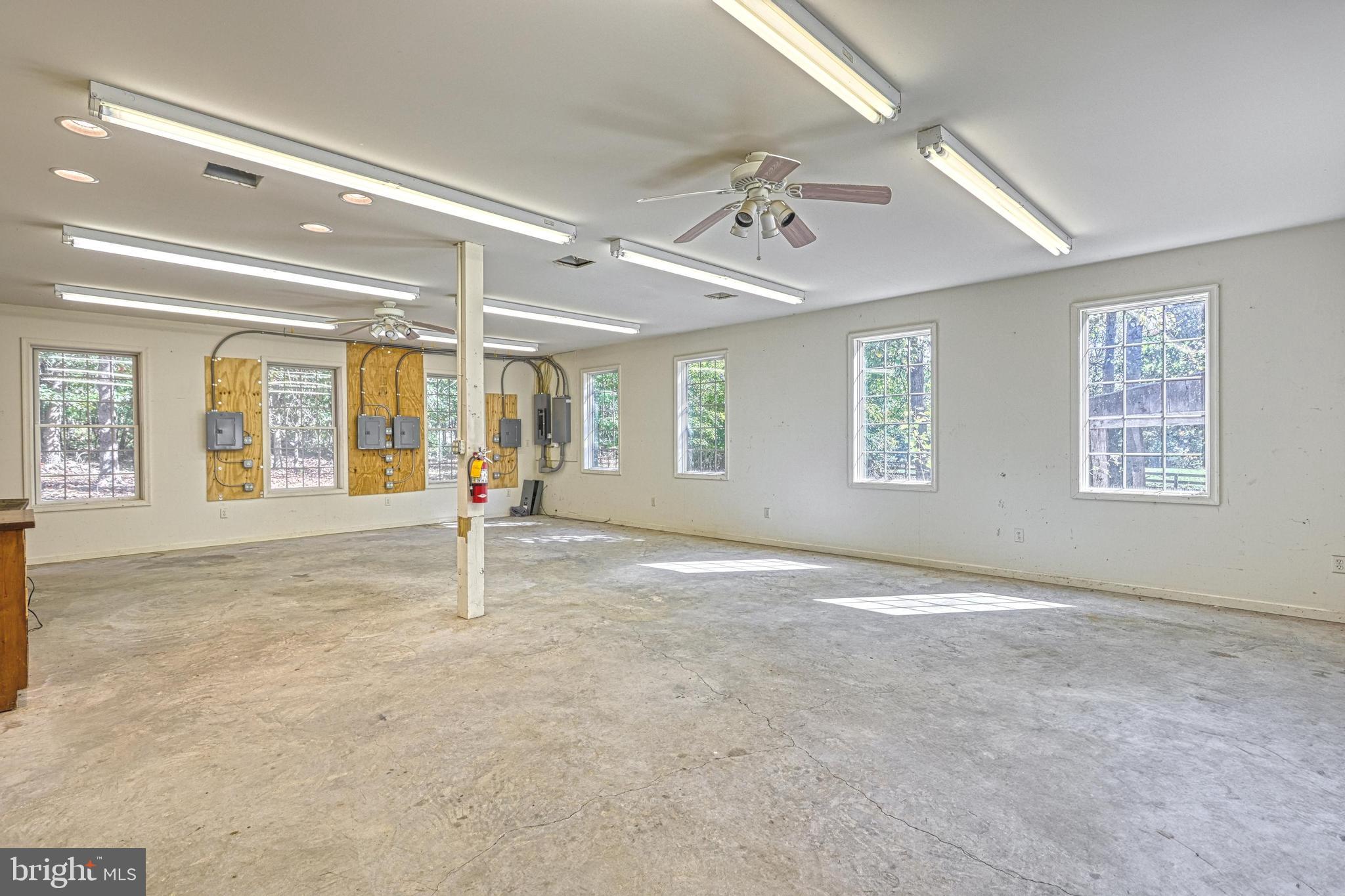 FAYETTEVILLE - Residential