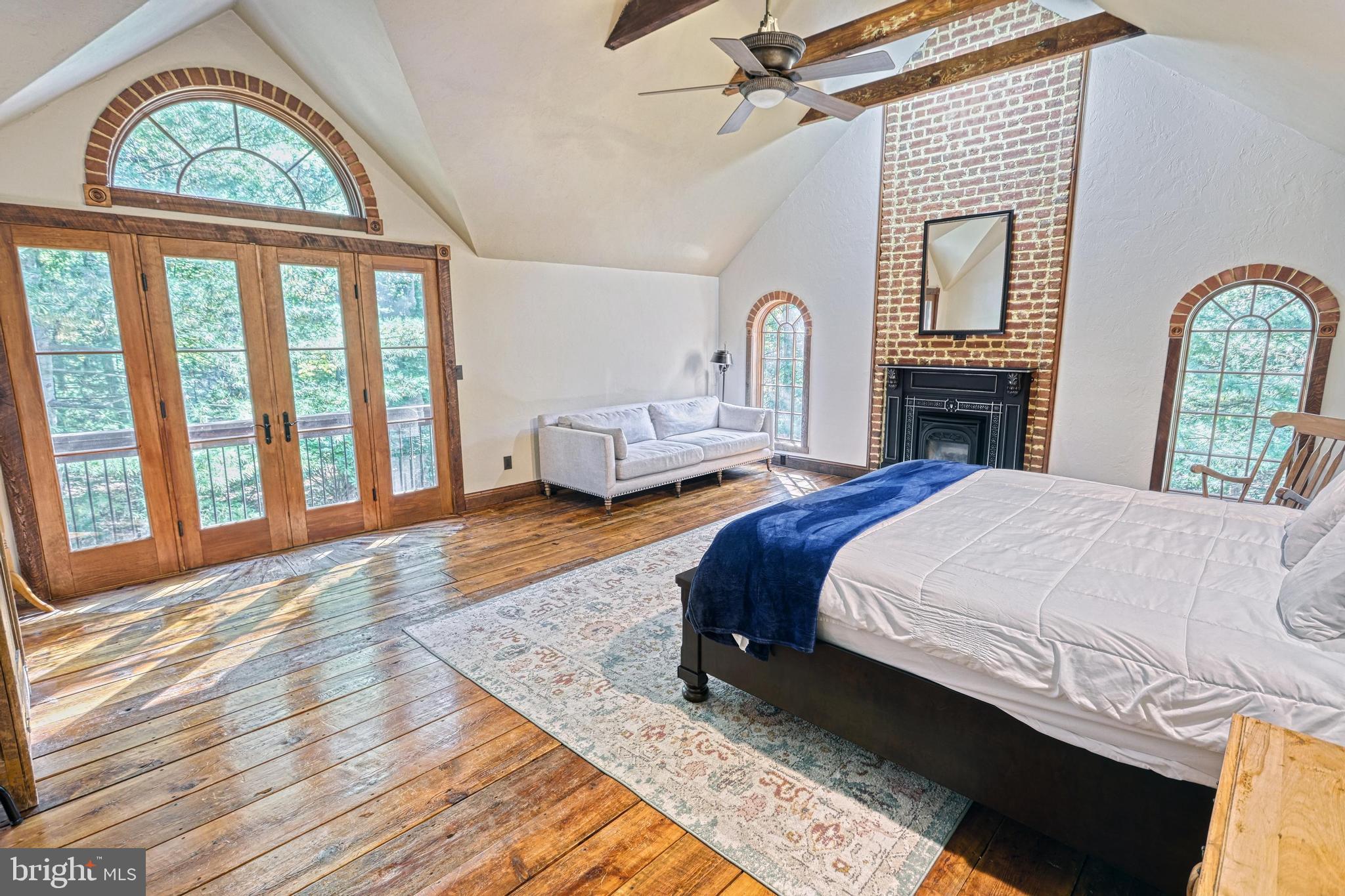 FAYETTEVILLE - Residential