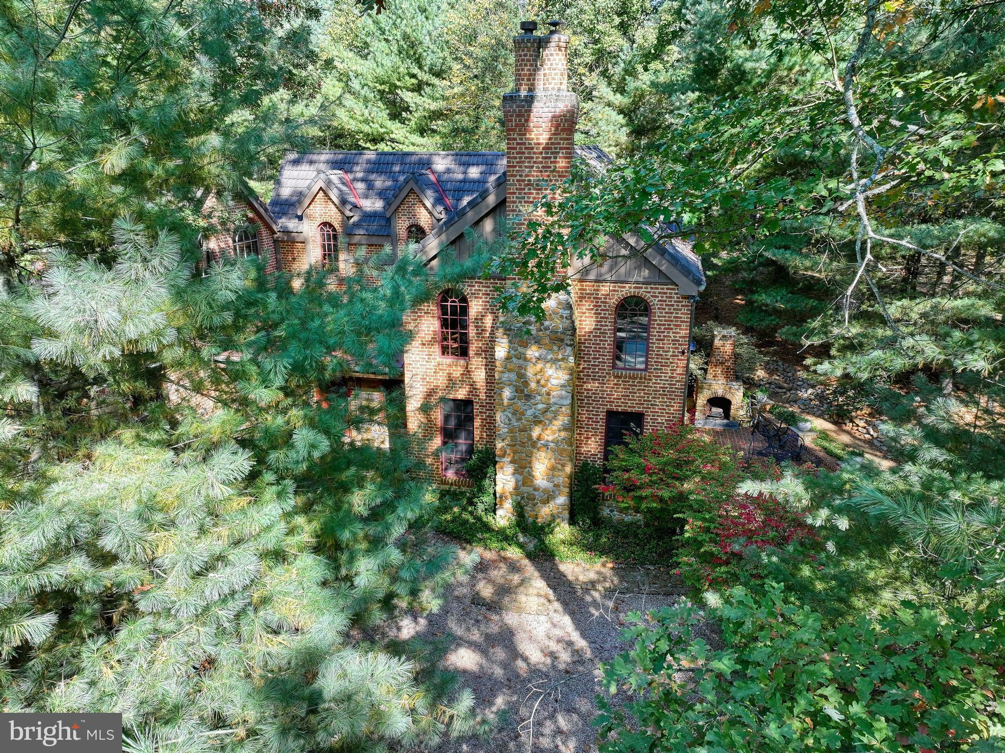 FAYETTEVILLE - Residential