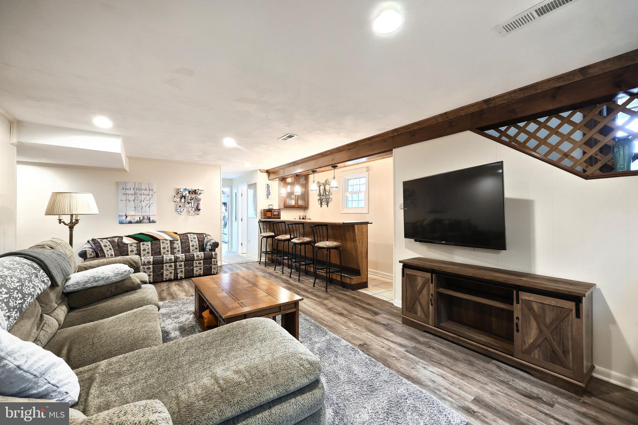 NORTHVIEW HILLS - Residential