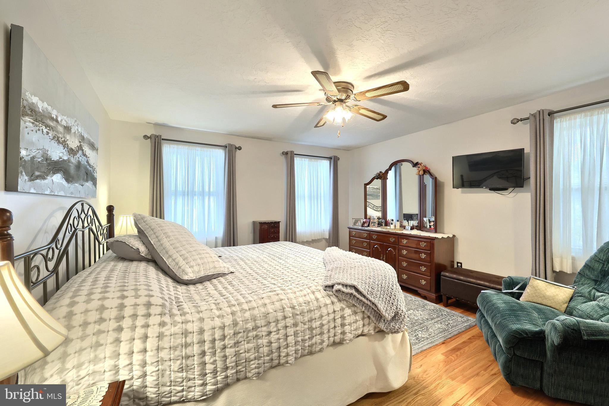 NORTHVIEW HILLS - Residential