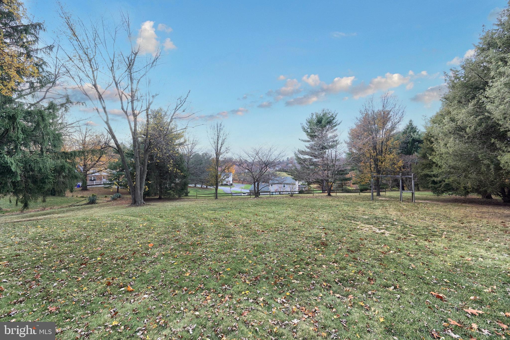 NORTHVIEW HILLS - Residential