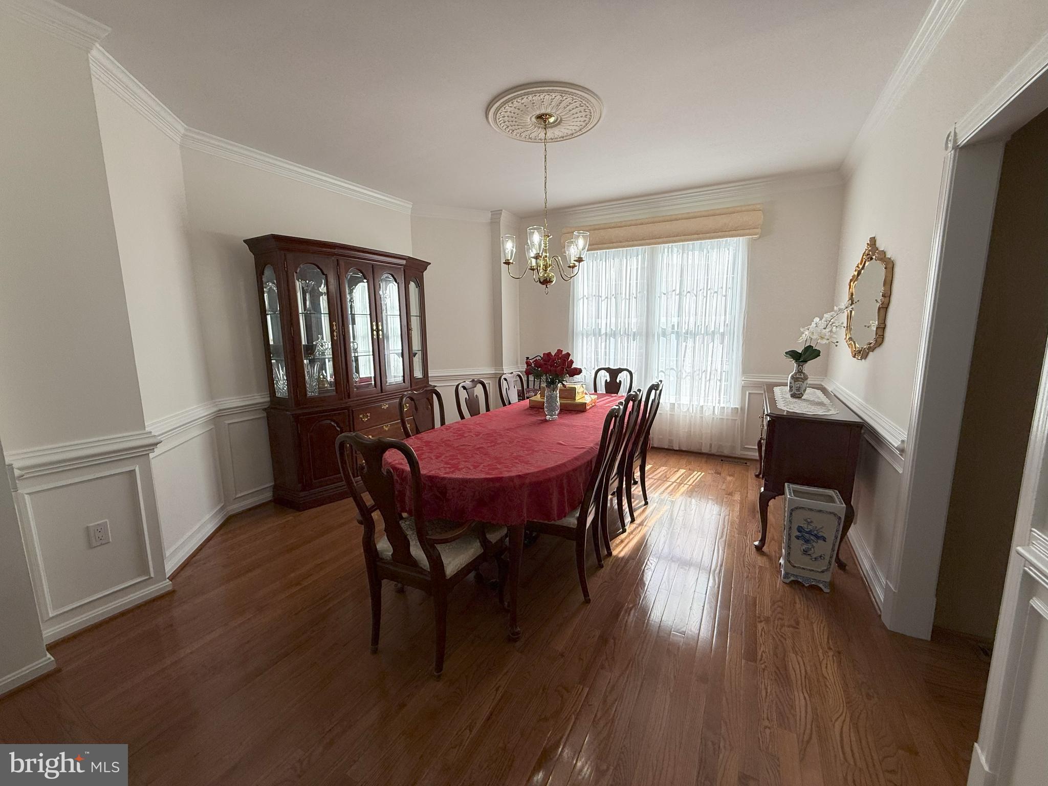 ASHBURN VILLAGE - Residential