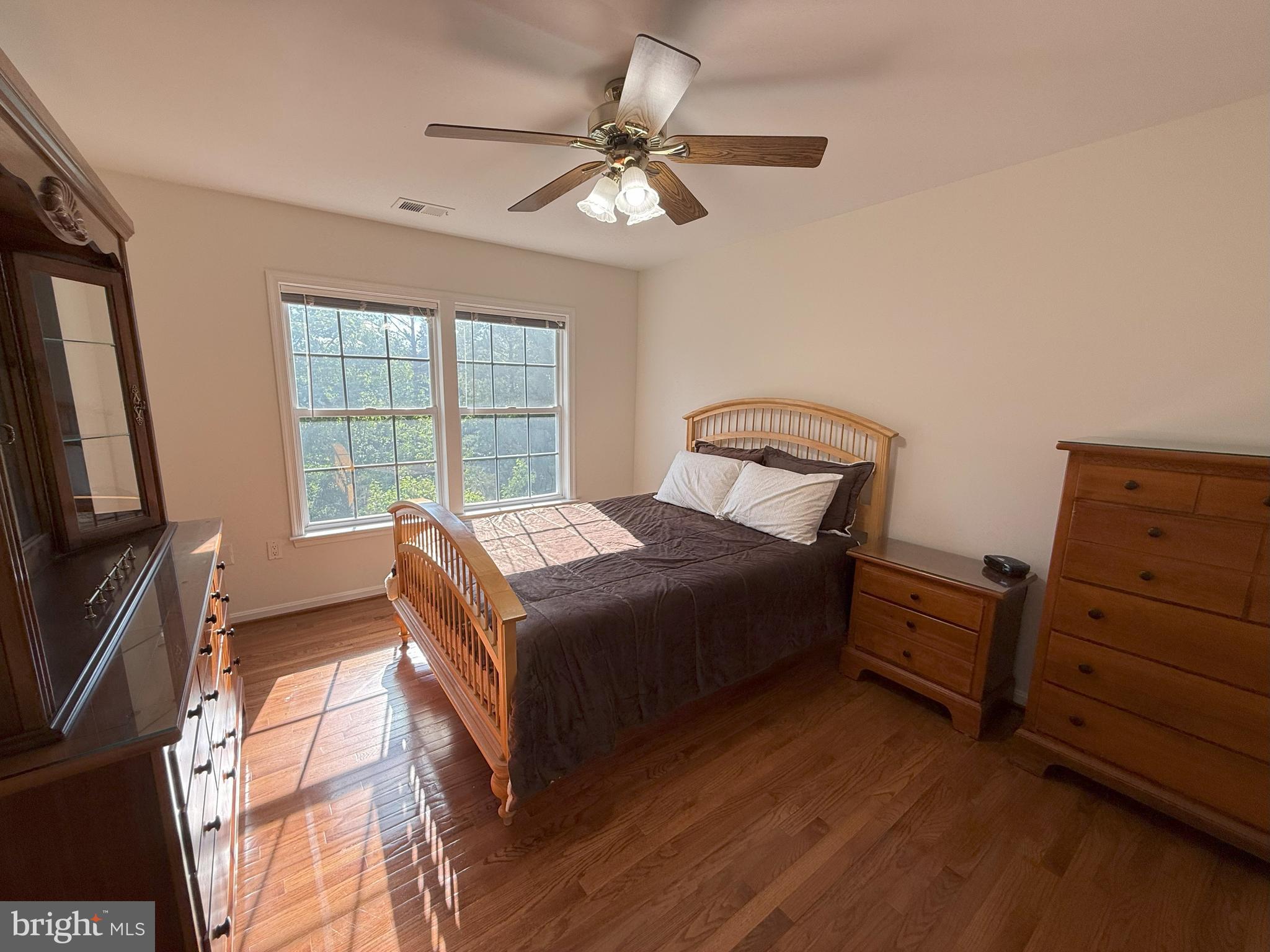 ASHBURN VILLAGE - Residential