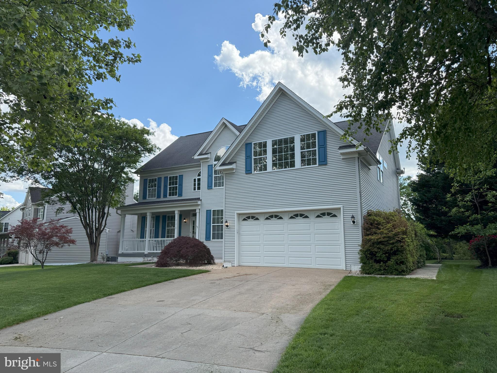 ASHBURN VILLAGE - Residential