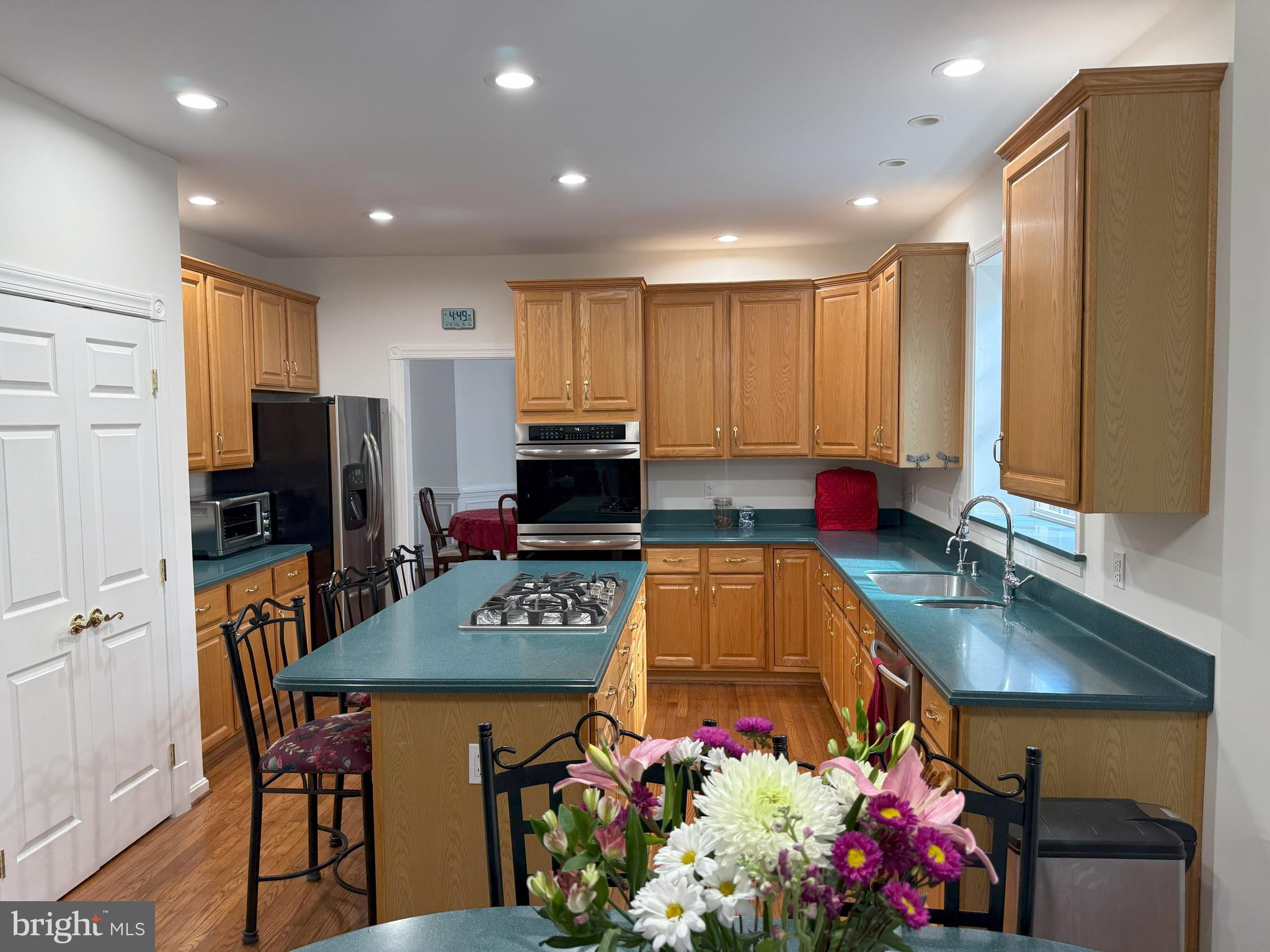 ASHBURN VILLAGE - Residential