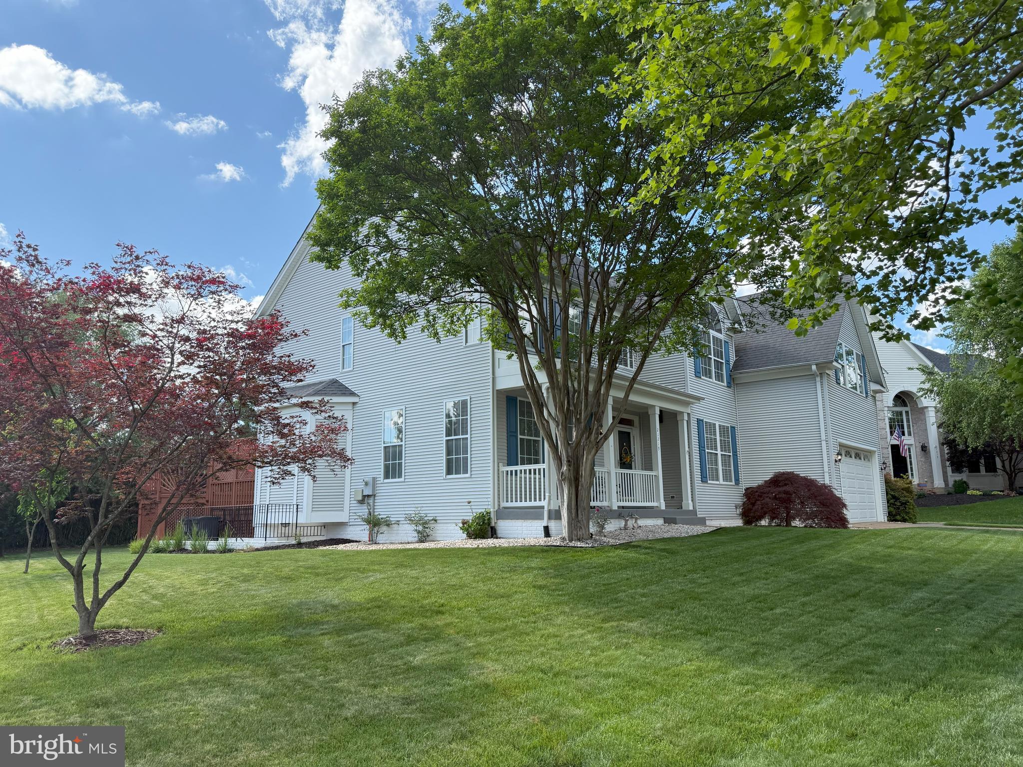 ASHBURN VILLAGE - Residential