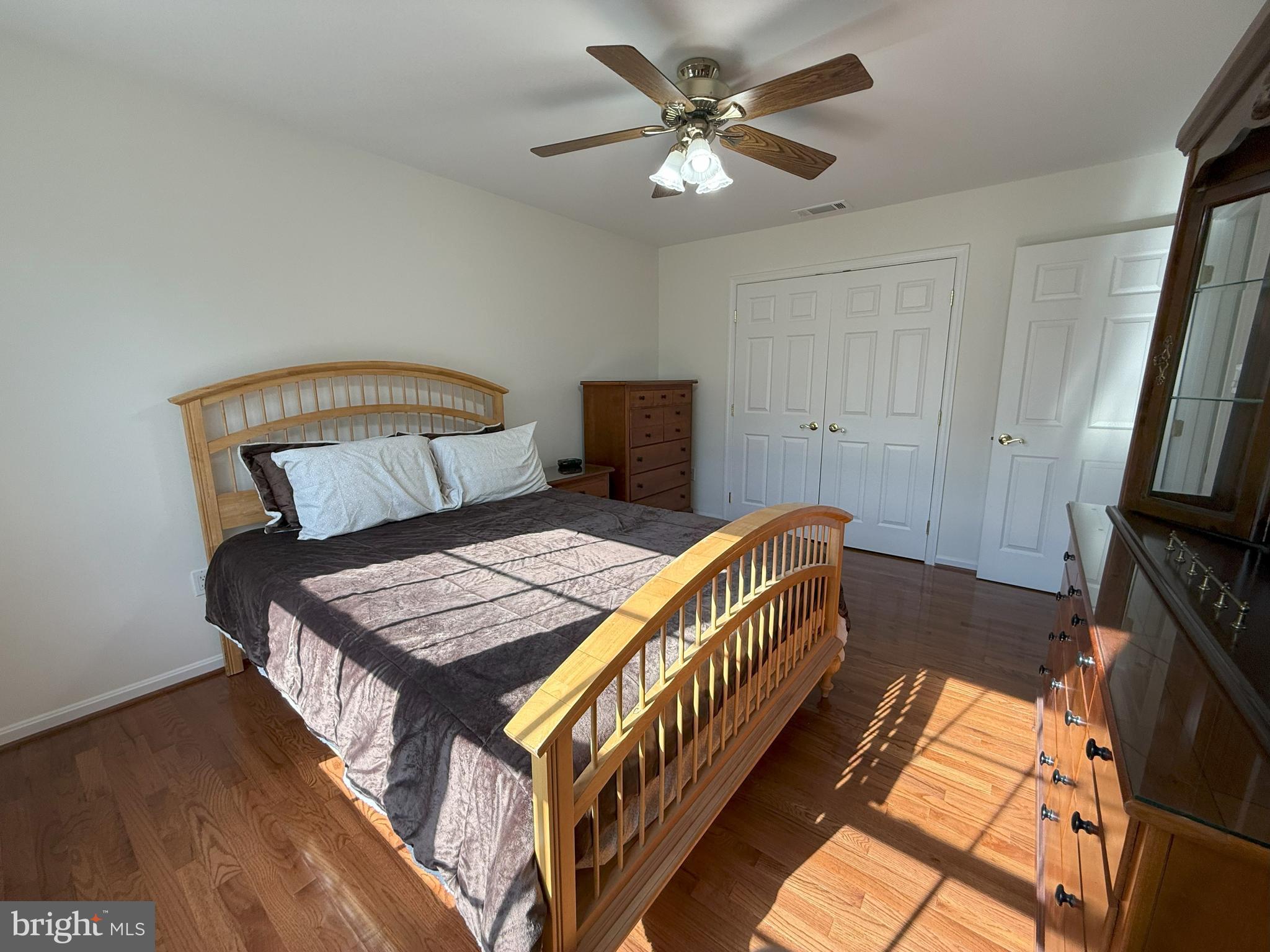 ASHBURN VILLAGE - Residential