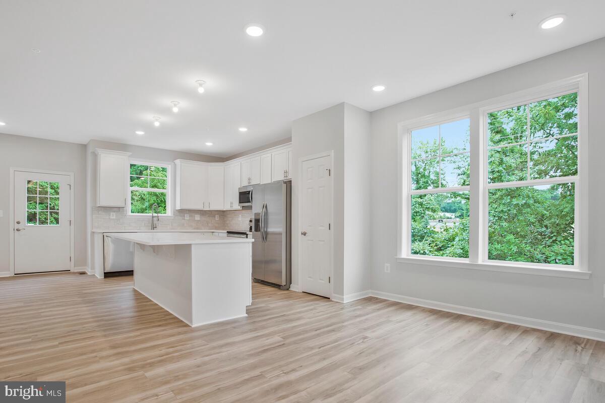 6645 BROOKY PLACE