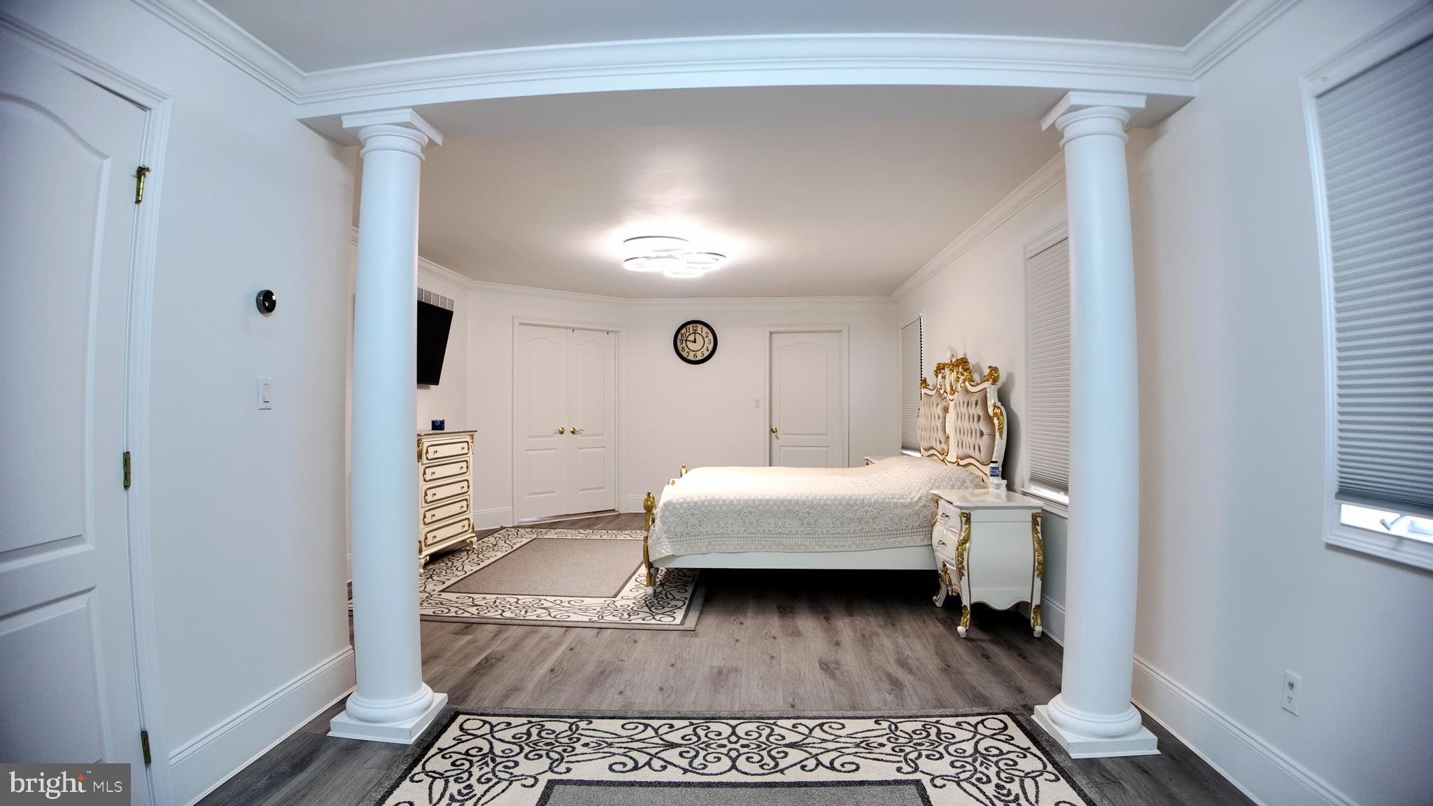NORTHAMPTON HUNT - Residential