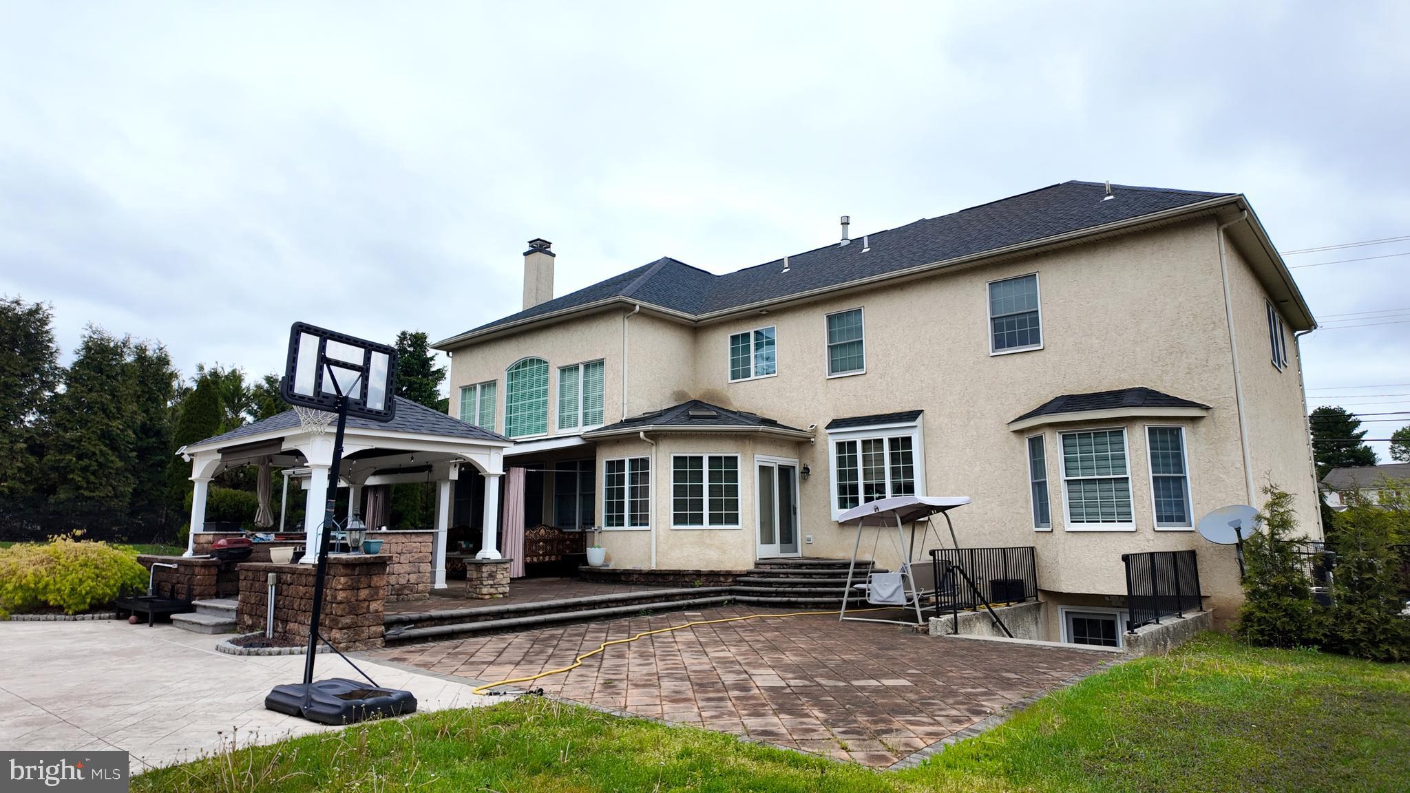NORTHAMPTON HUNT - Residential