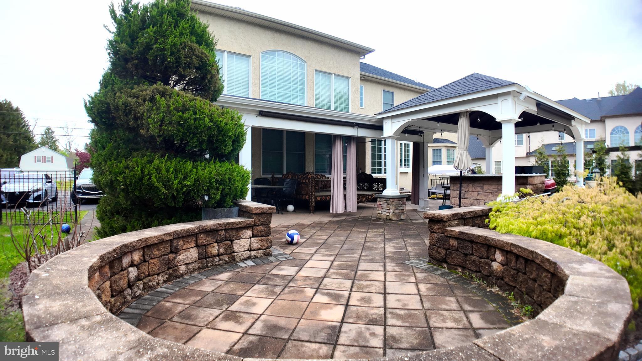 NORTHAMPTON HUNT - Residential