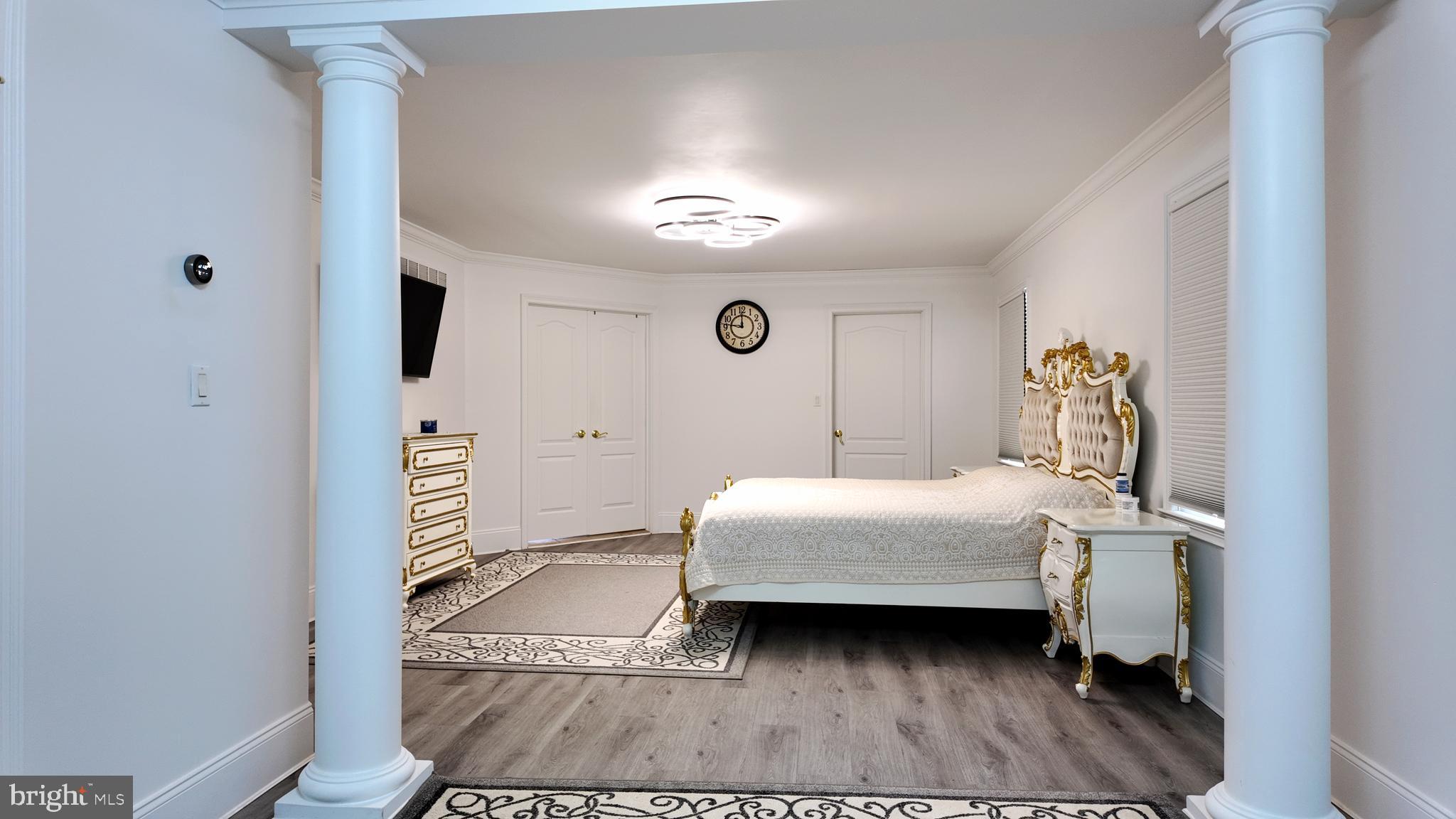 NORTHAMPTON HUNT - Residential