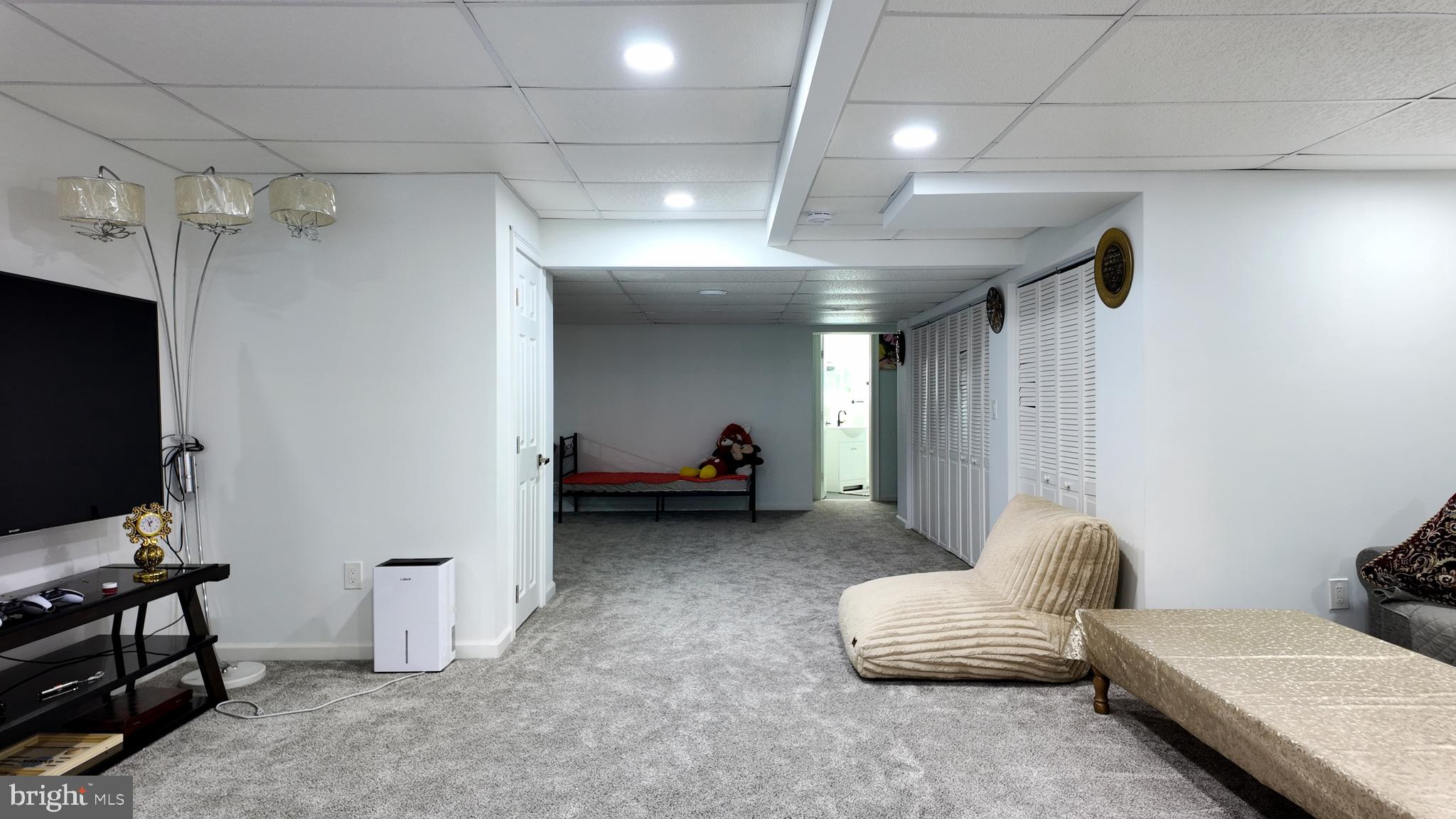 NORTHAMPTON HUNT - Residential