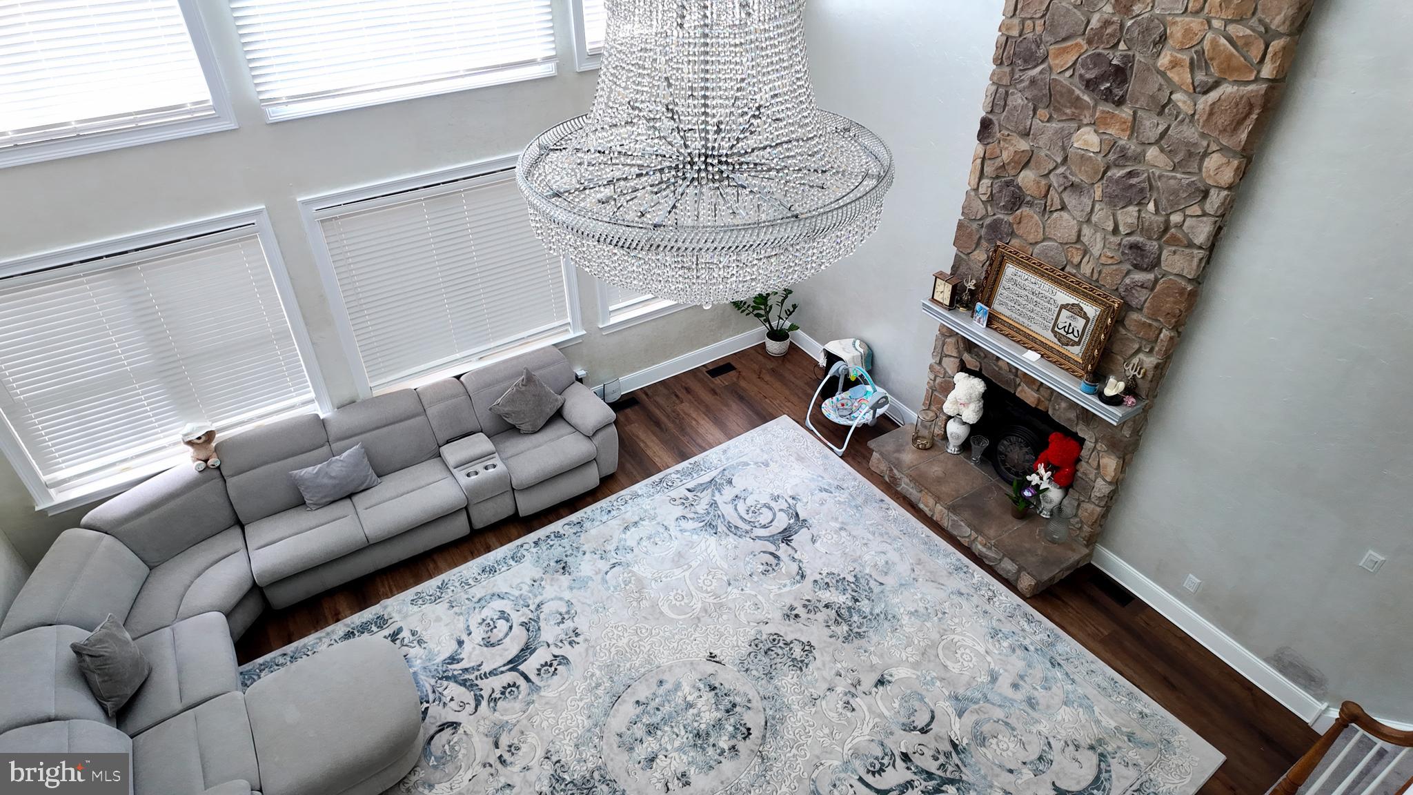 NORTHAMPTON HUNT - Residential