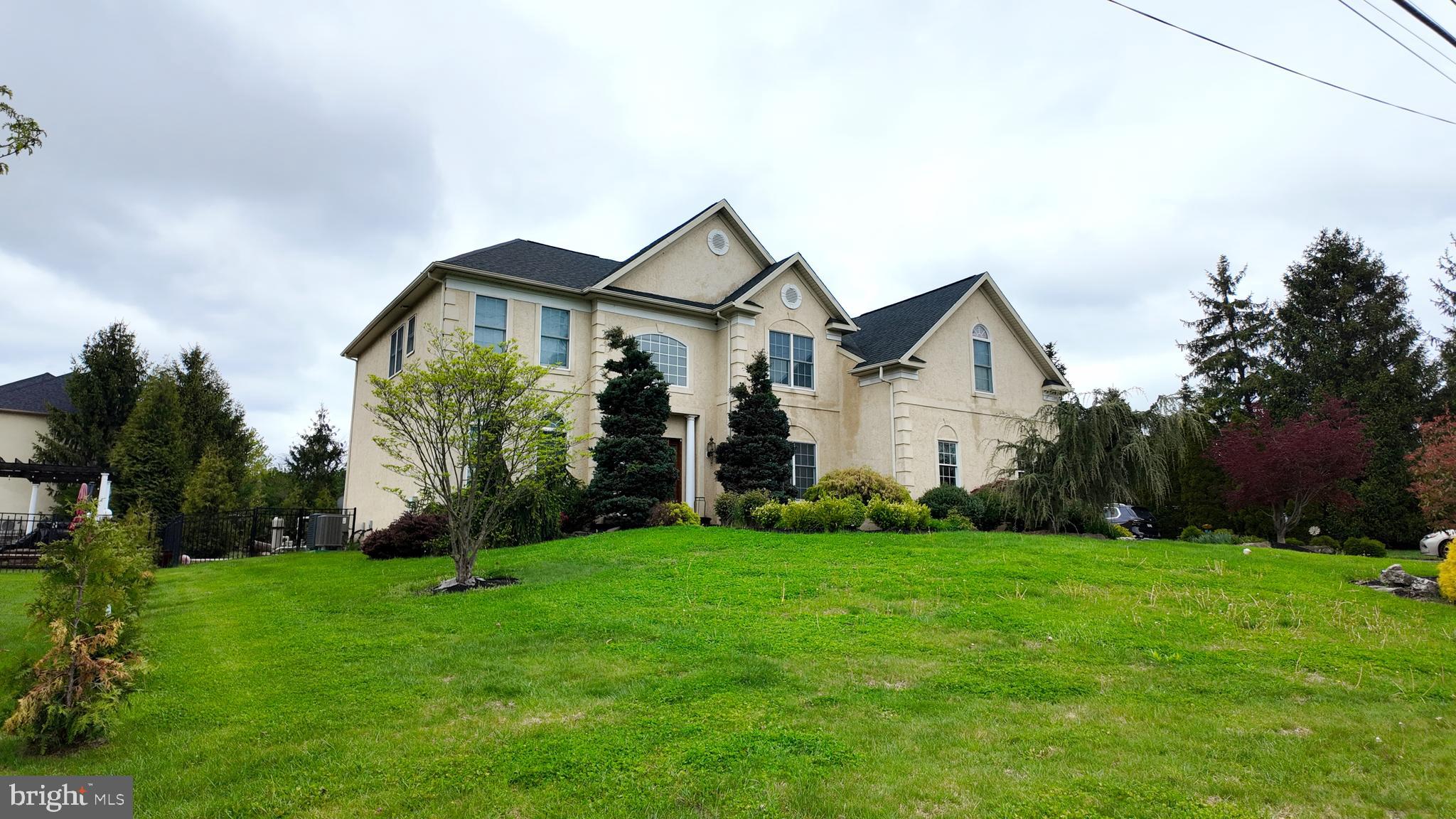 NORTHAMPTON HUNT - Residential