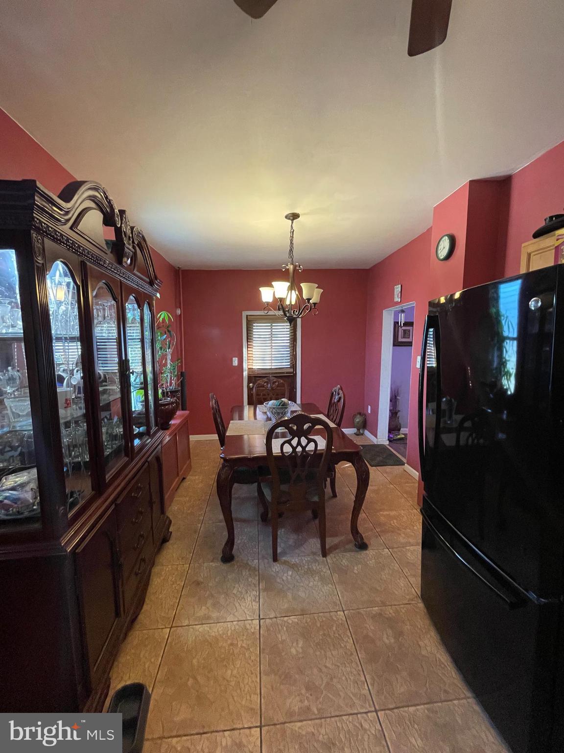 LAWNDALE - Residential