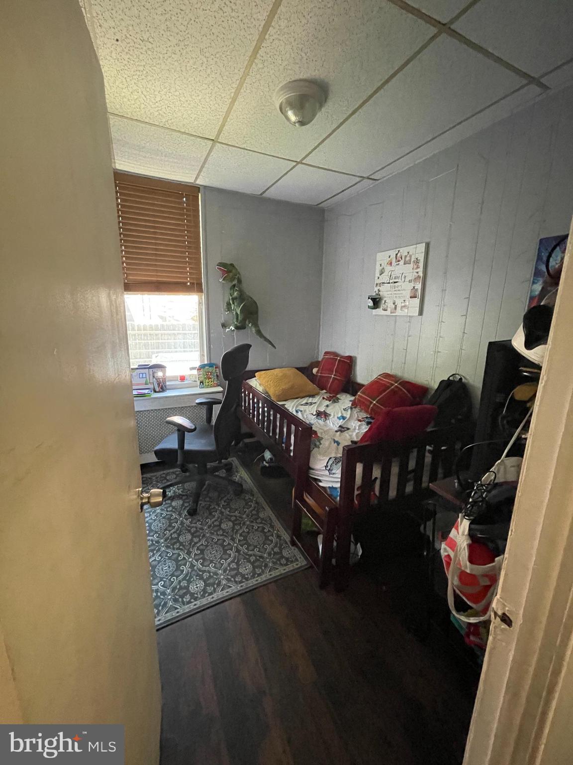 LAWNDALE - Residential