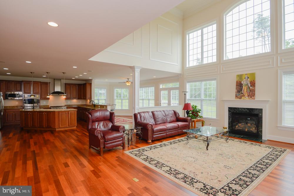 CEDAR SPRING - Residential