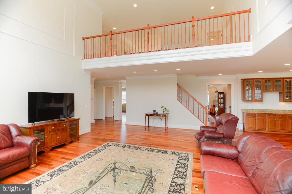 CEDAR SPRING - Residential