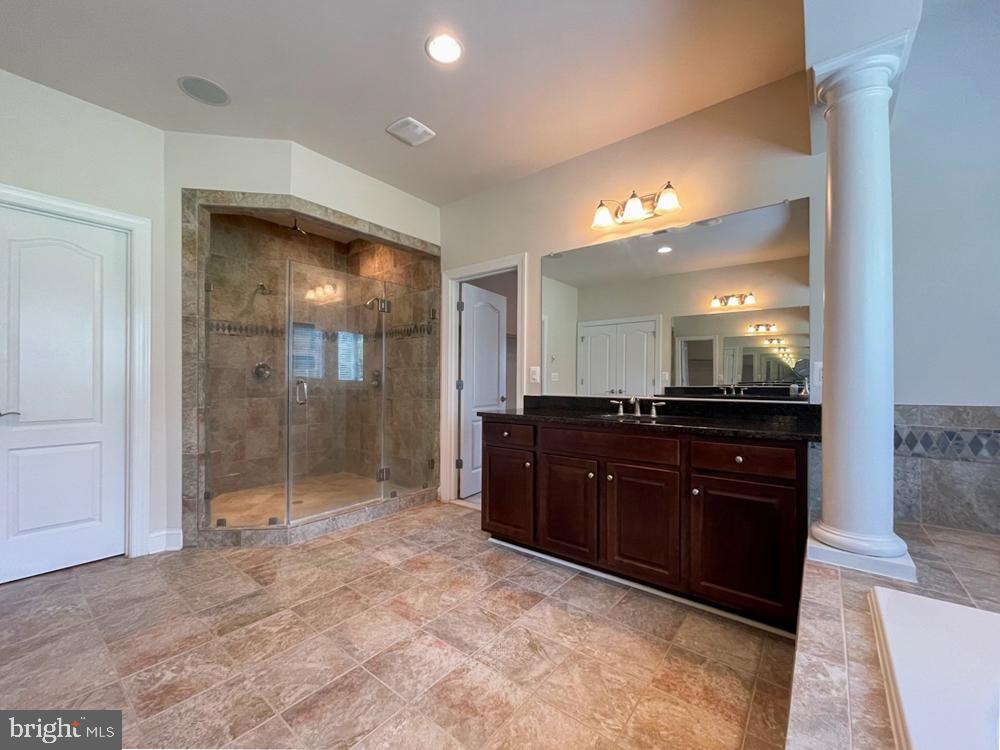 CEDAR SPRING - Residential