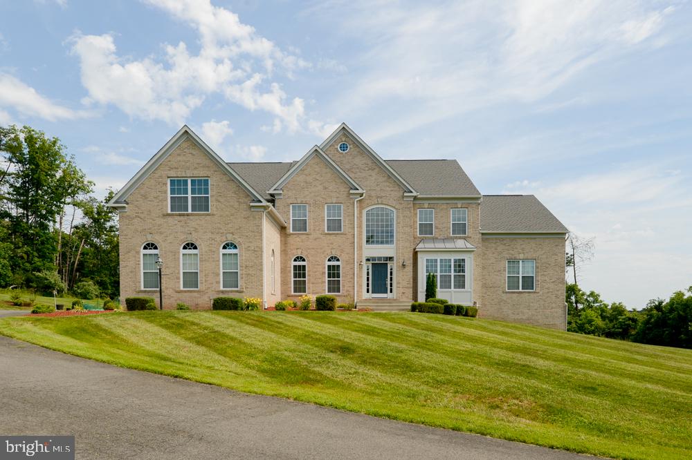 CEDAR SPRING - Residential