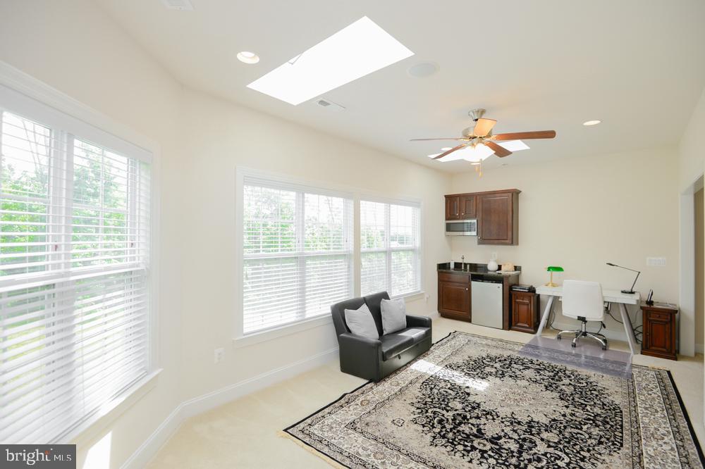 CEDAR SPRING - Residential