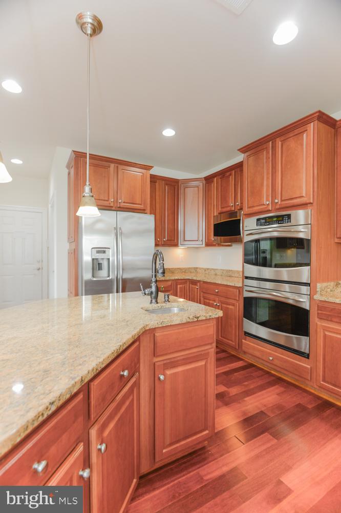 CEDAR SPRING - Residential