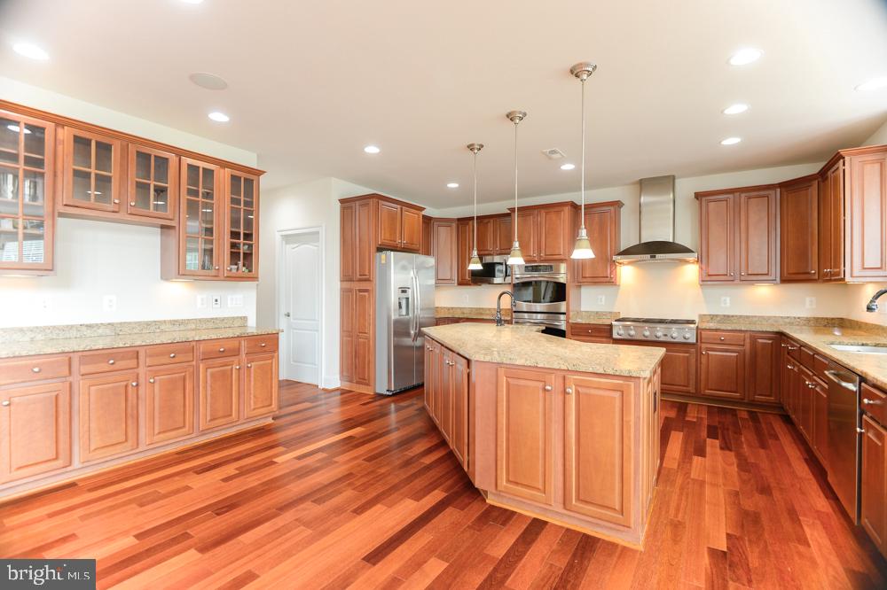 CEDAR SPRING - Residential