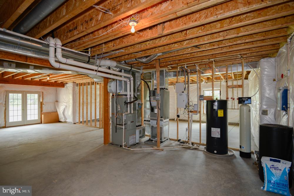 CEDAR SPRING - Residential