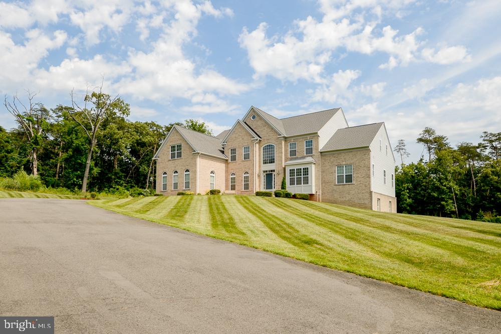 CEDAR SPRING - Residential