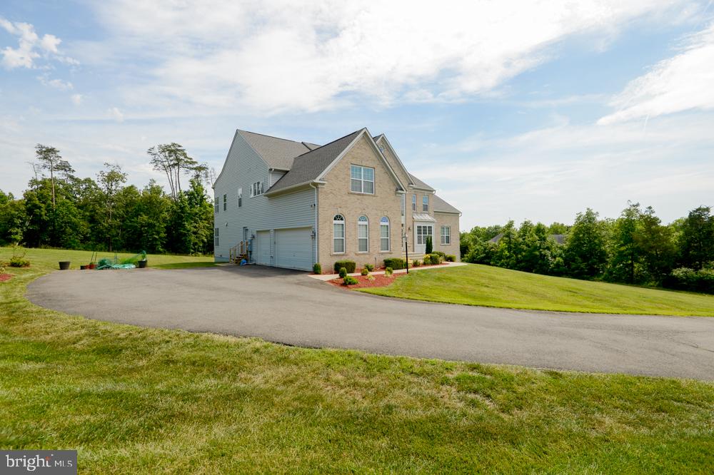 CEDAR SPRING - Residential