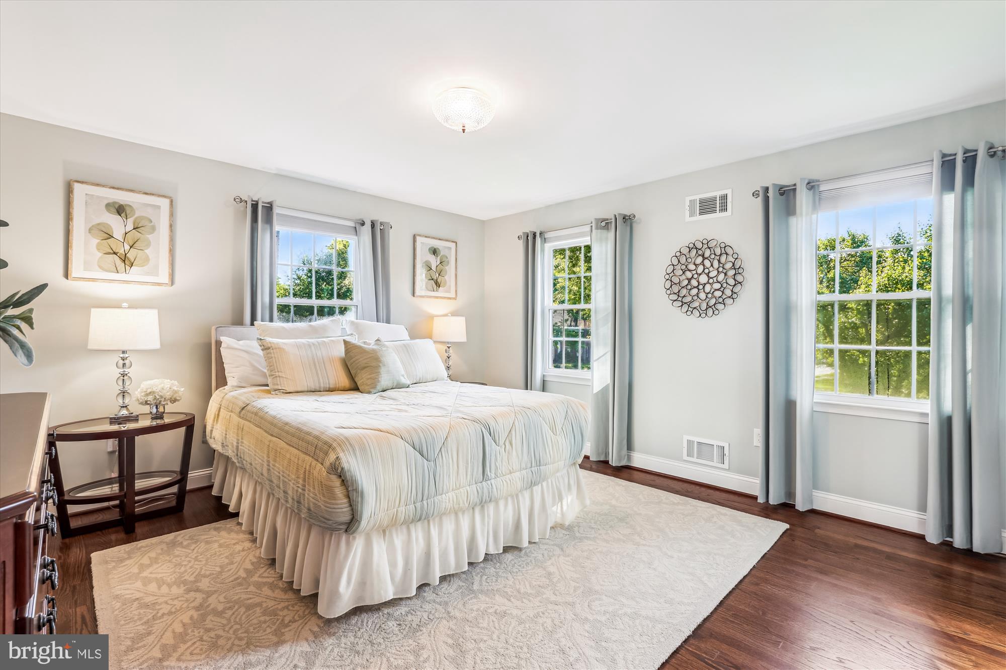 VAUXCLEUSE - Residential