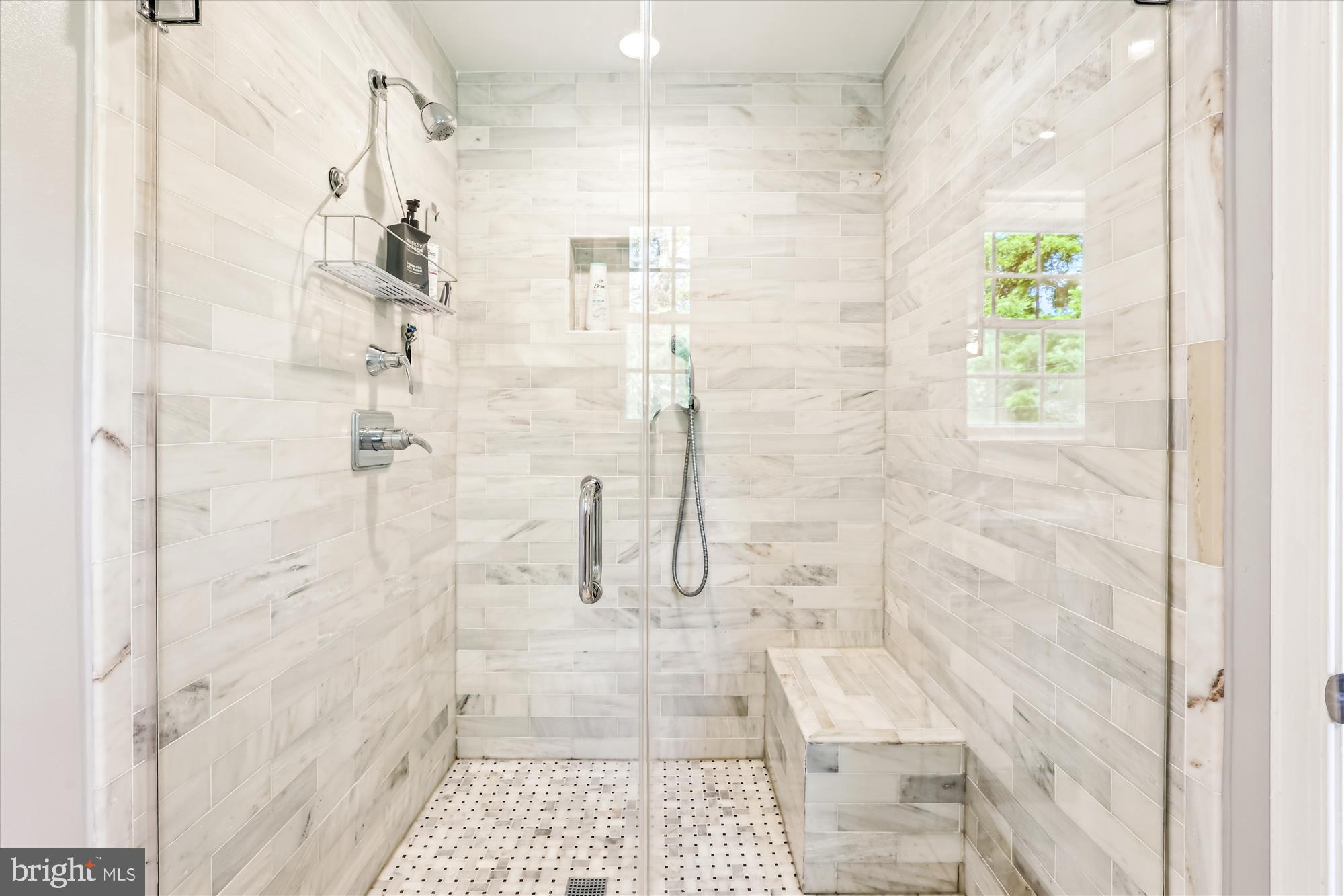 VAUXCLEUSE - Residential