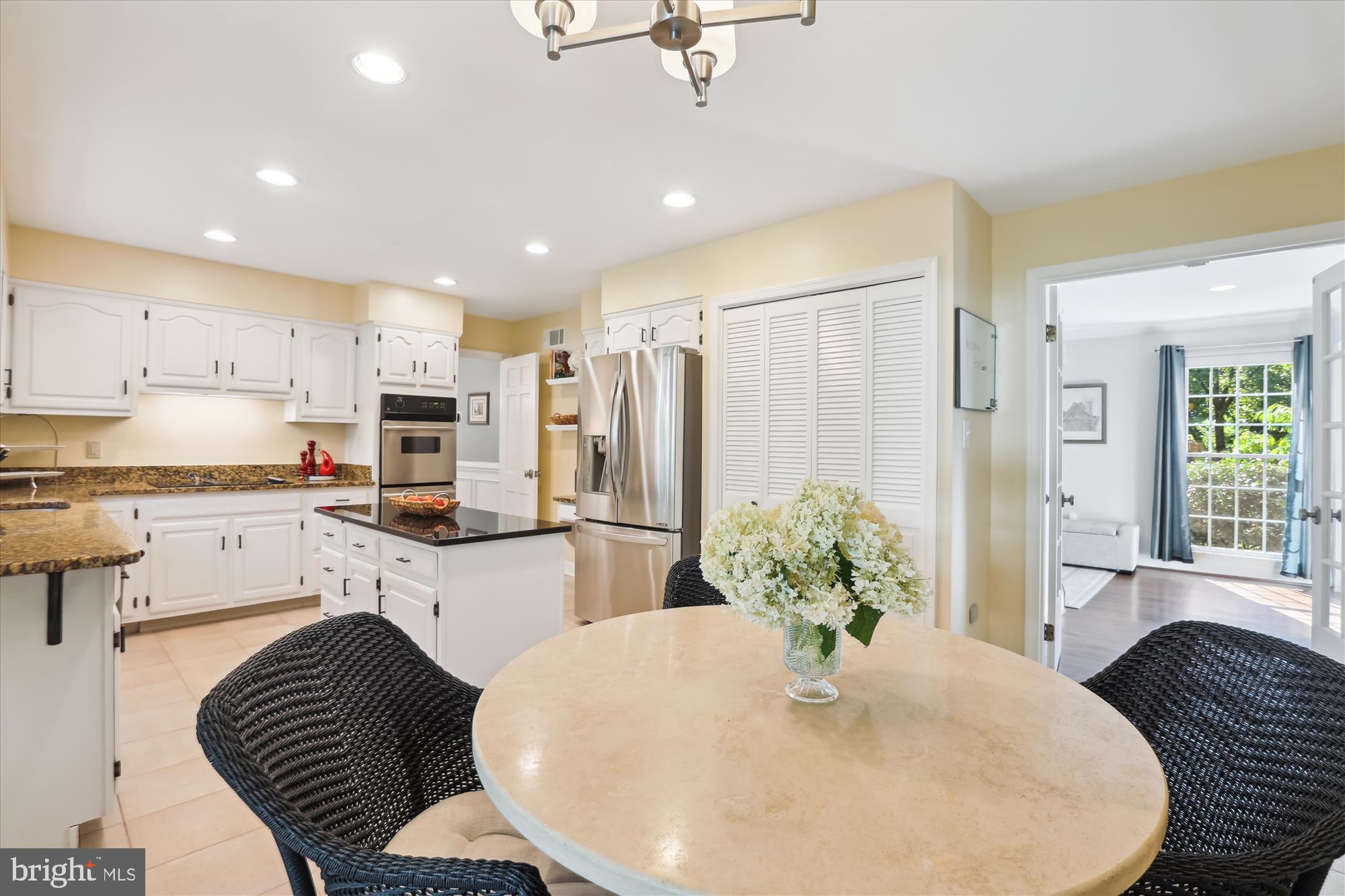 VAUXCLEUSE - Residential